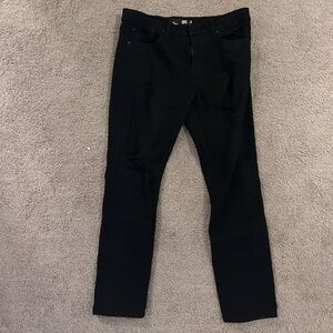 RSQ Toronto Slim Taper Distressed Black Jeans size 33x30